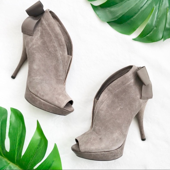 vera wang peep toe booties